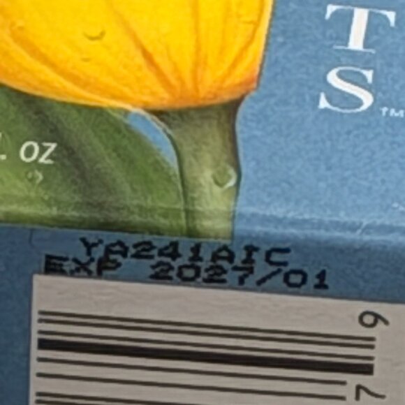 Bloomeffects - Tulip Dew Sunscreen Serum Broad Spectrum Mineral SPF 50 | - Picture 2 of 3